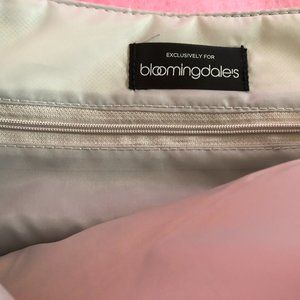 Bloomingdale's Bags - BLOOMINGDALE'S SHOULDER BAG! NWT Bloomingdale's Bags - BLOOMINGDALE'S SHOULDER BAG! NWT